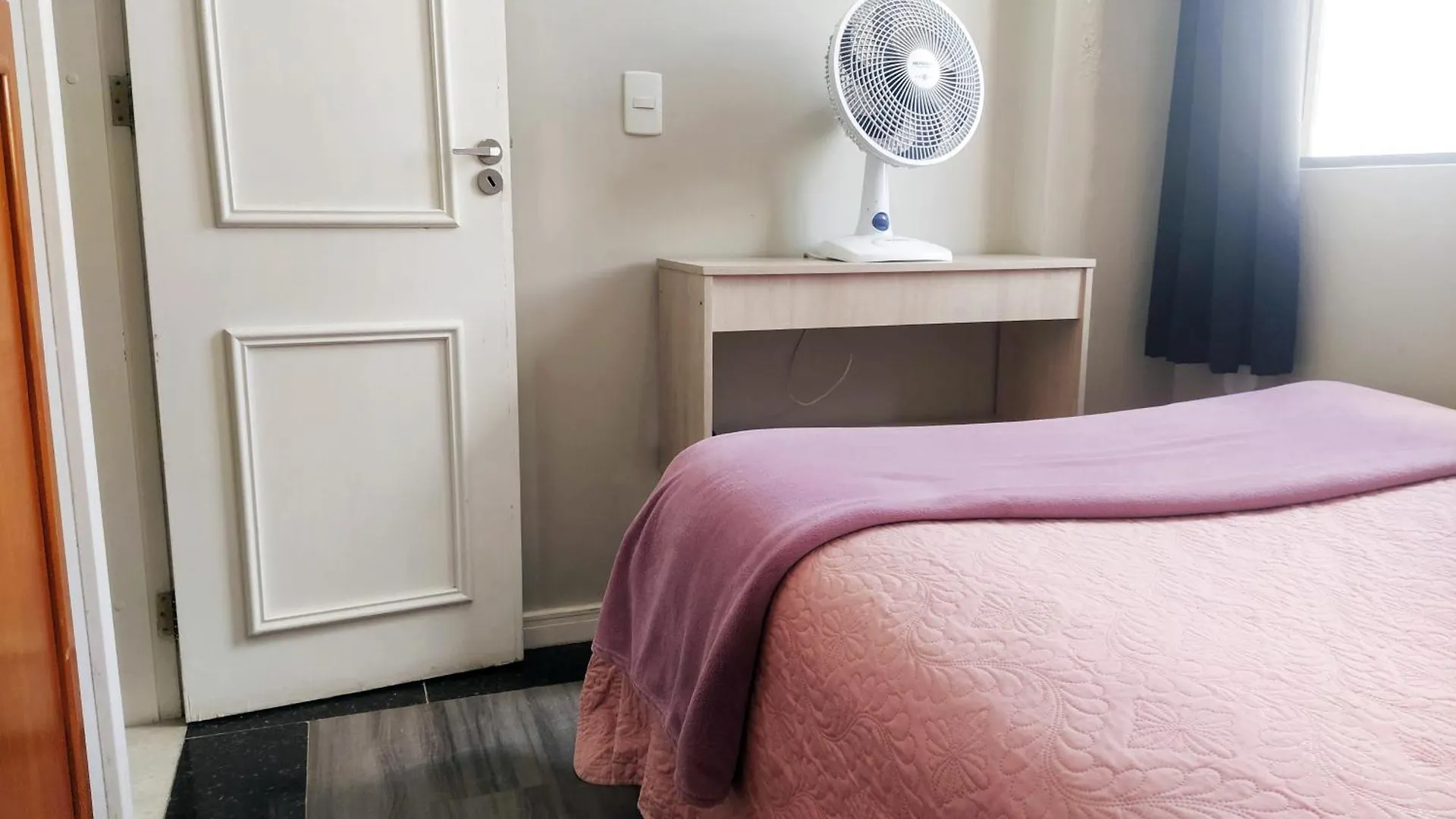 Quarto Em Balneario Camboriu Proximo Praia