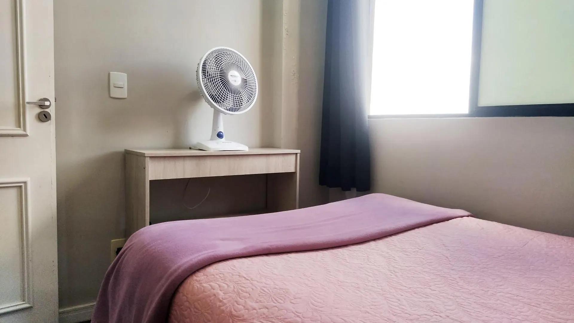 Quarto Em Balneario Camboriu Proximo Praia 0*,  البرازيل